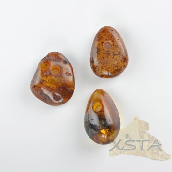 3 units Amber natural medallions